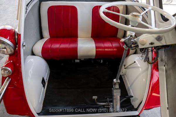 Photo of 1957 White BMW Isetta