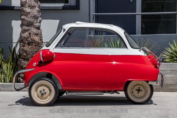 Photo of 1957 White BMW Isetta