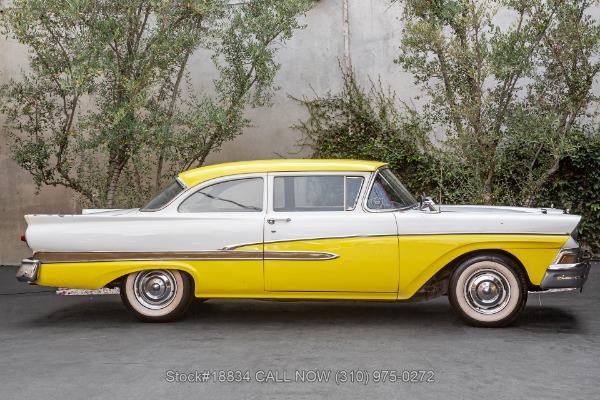 Photo of 1958 White Ford Fairlane