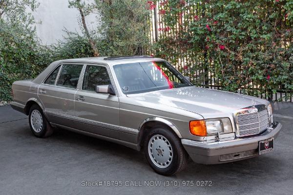 Photo of 1987 Smoke Silver Metallic Mercedes-Benz S-Class