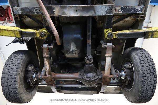 Photo of 1989 White Land Rover Defender