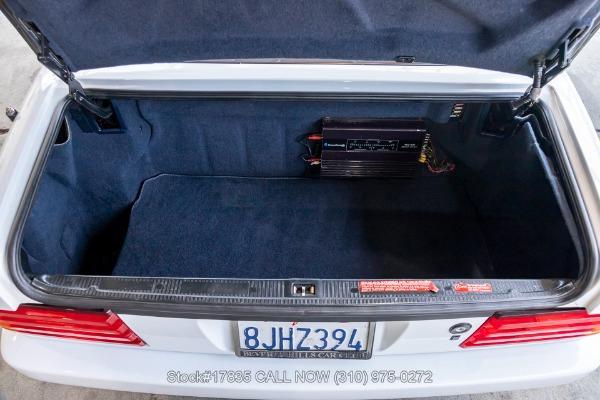 Photo of 1991 Arctic White Mercedes-Benz SL-Class