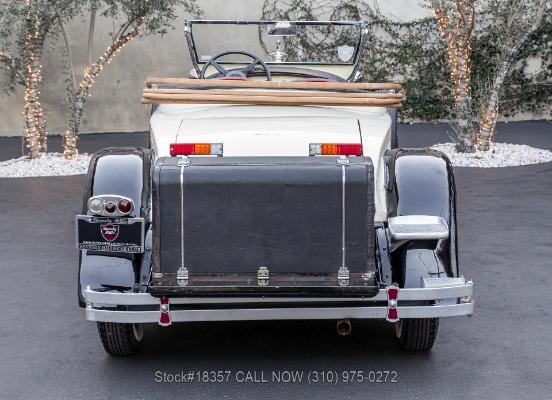 Photo of 1929 Ivory Packard 640
