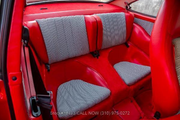 Photo of 1976 Red Porsche 911