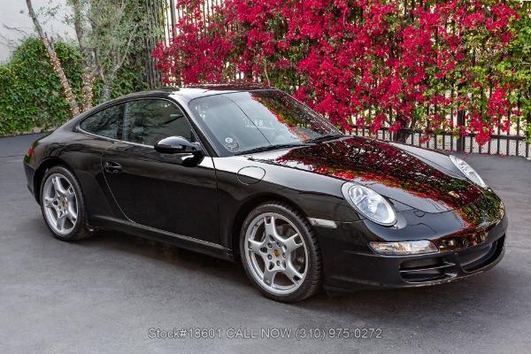 Photo of 2005 Black Porsche 911