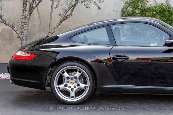 Photo of 2005 Black Porsche 911