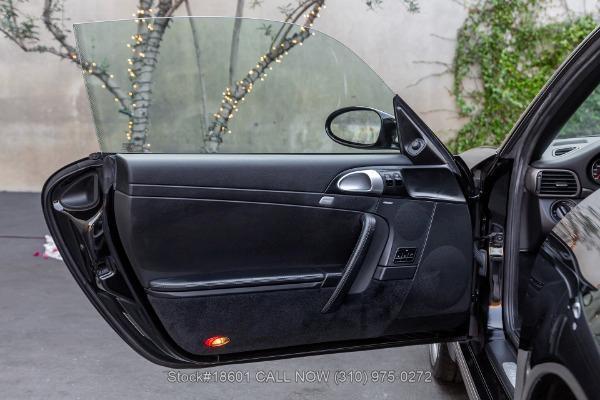 Photo of 2005 Black Porsche 911