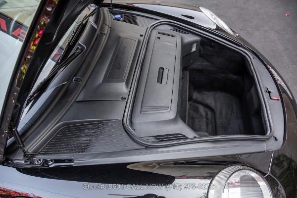 Photo of 2005 Black Porsche 911