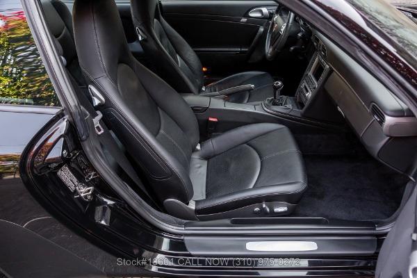 Photo of 2005 Black Porsche 911
