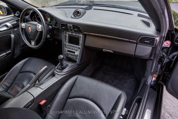 Photo of 2005 Black Porsche 911