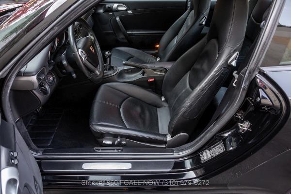 Photo of 2005 Black Porsche 911