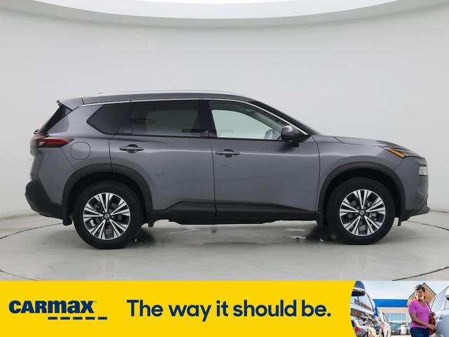 Photo of 2021 Gray Nissan Rogue