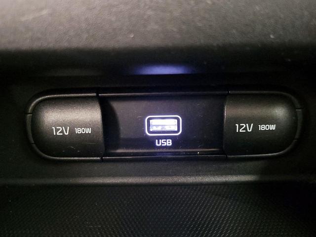 Photo of 2022 Black Kia Seltos