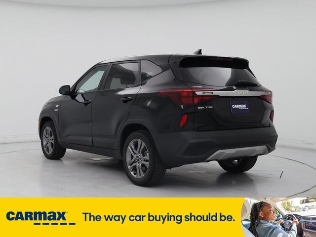 Photo of 2022 Black Kia Seltos