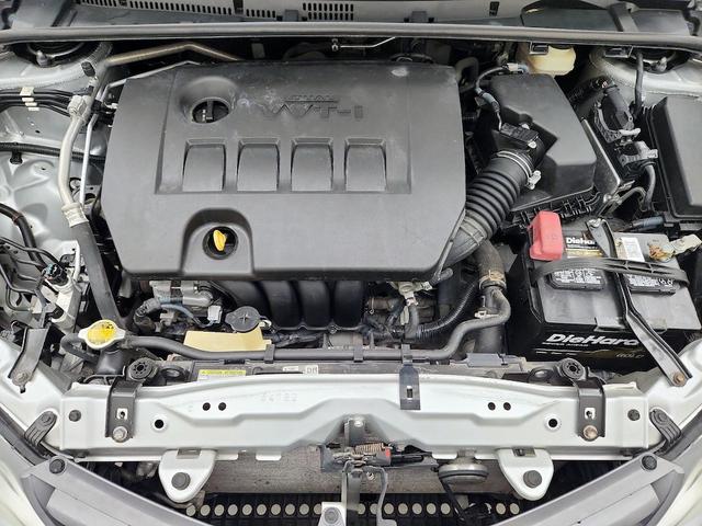 Photo of 2016 Silver Toyota Corolla
