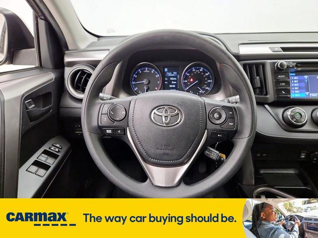 Photo of 2017 Gray Toyota RAV4