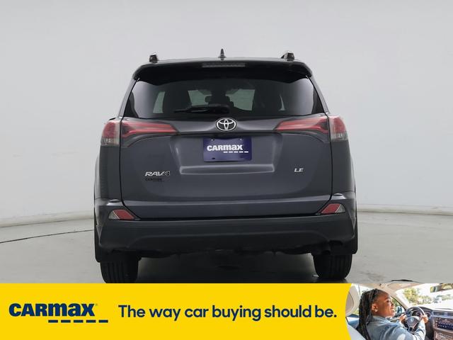 Photo of 2017 Gray Toyota RAV4
