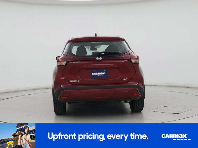 Photo of 2023 Red Nissan Kicks