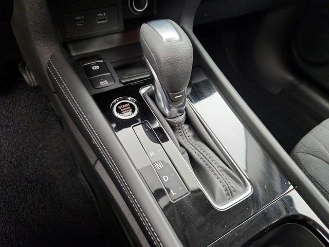 Photo of 2023 Red Nissan Kicks