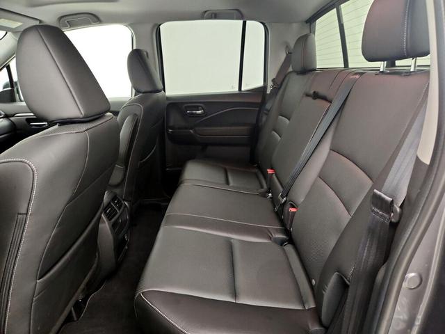 Photo of 2023 Gray Honda Ridgeline