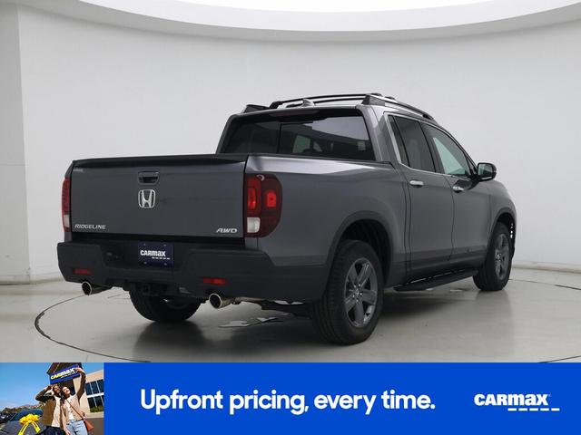 Photo of 2023 Gray Honda Ridgeline