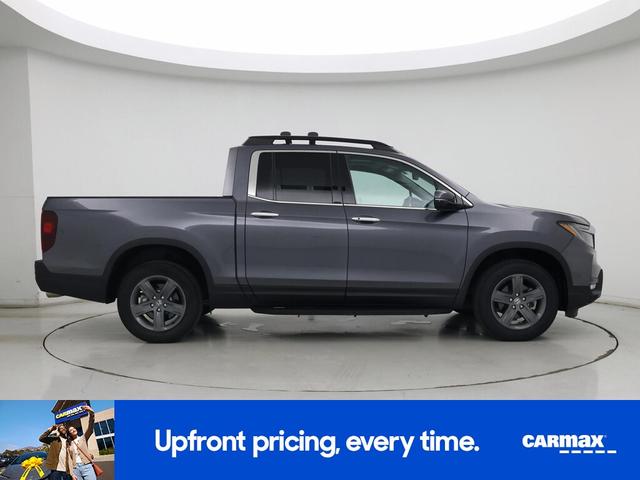 Photo of 2023 Gray Honda Ridgeline