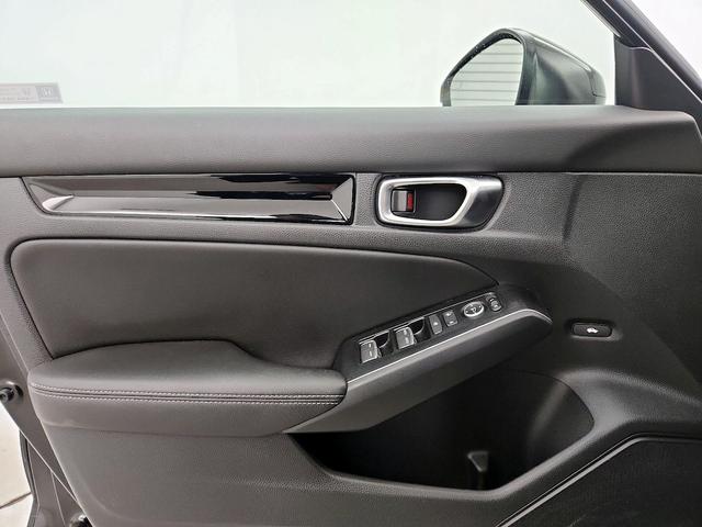 Photo of 2024 Black Honda Civic