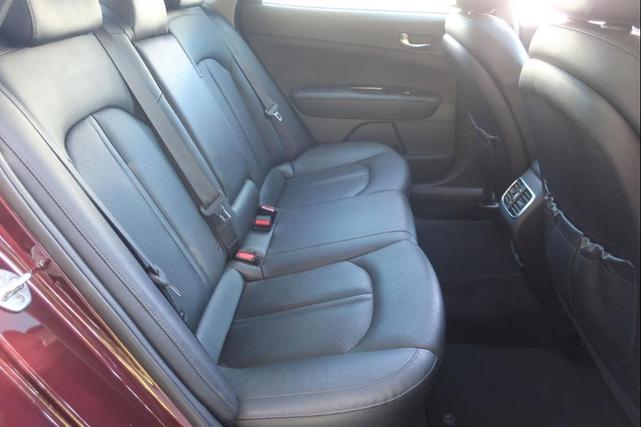 Photo of 2020 Sangria Kia Optima