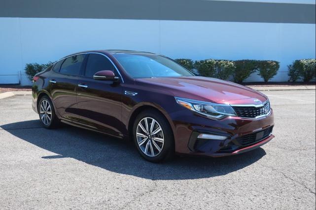 Photo of 2020 Sangria Kia Optima