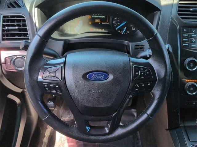 Photo of 2018 Oxford White Ford Explorer