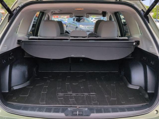 Photo of 2020 Jasper Green Metallic Subaru Forester