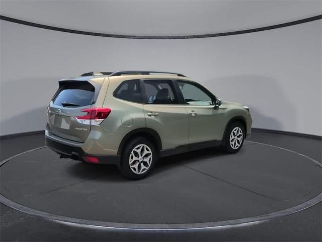 Photo of 2020 Jasper Green Metallic Subaru Forester