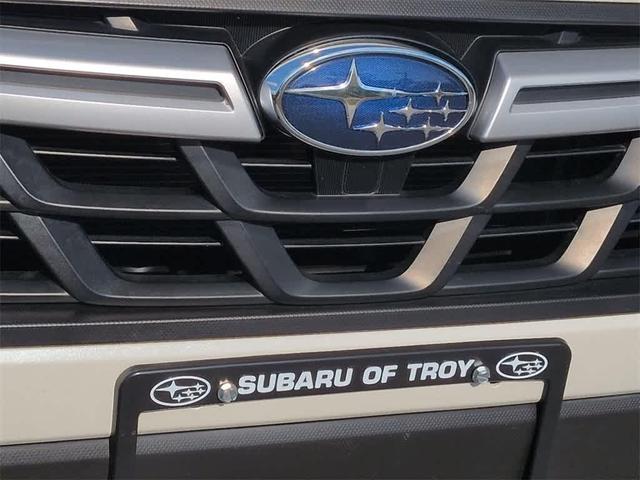 Photo of 2022 Crystal White Pearl Subaru Crosstrek