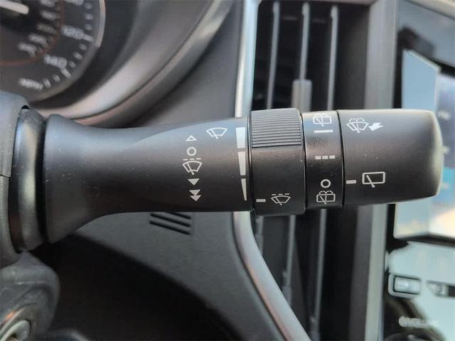 Photo of 2022 Crystal White Pearl Subaru Crosstrek