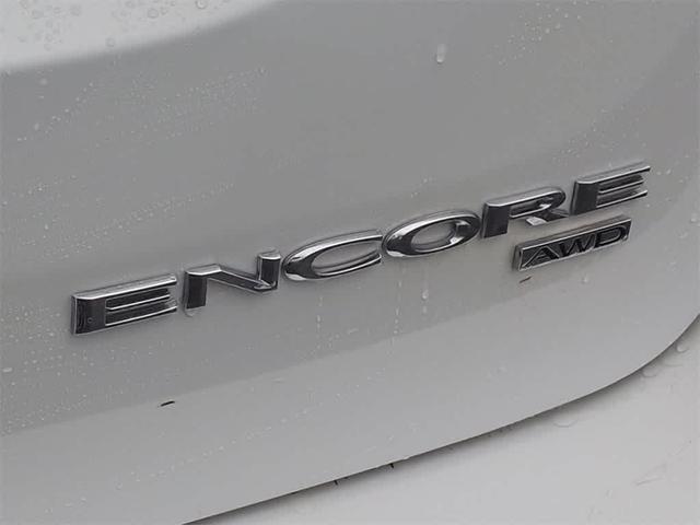 Photo of 2017 Summit White Buick Encore