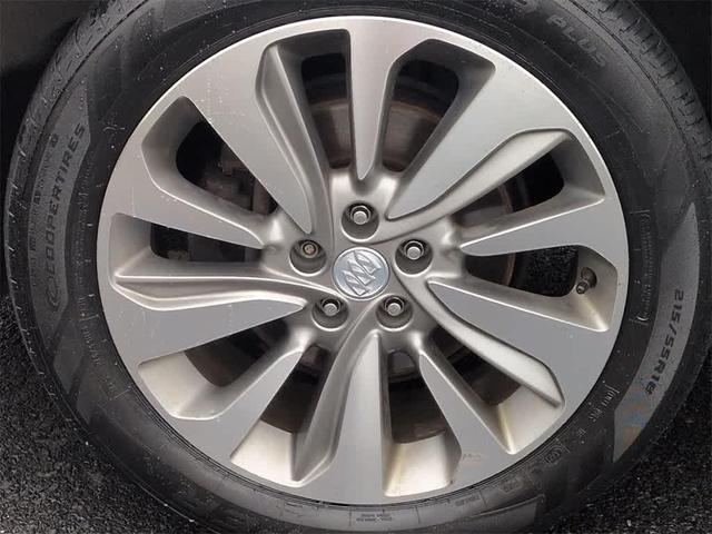 Photo of 2017 Summit White Buick Encore