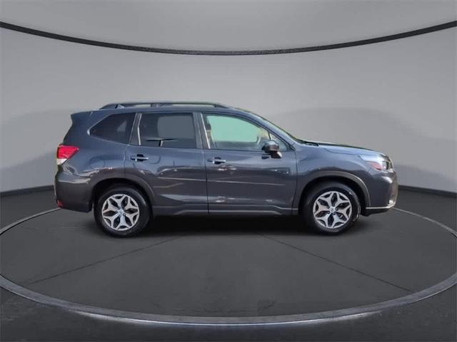Photo of 2019 Dark Gray Metallic Subaru Forester