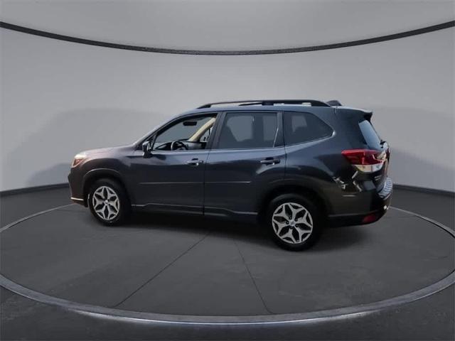 Photo of 2019 Dark Gray Metallic Subaru Forester