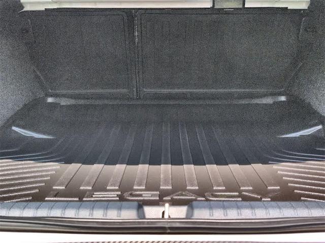 Photo of 2023 Crystal White Pearl Subaru Legacy