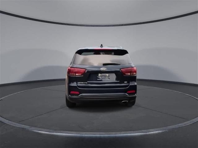 Photo of 2019 Imperial Blue Kia Sorento