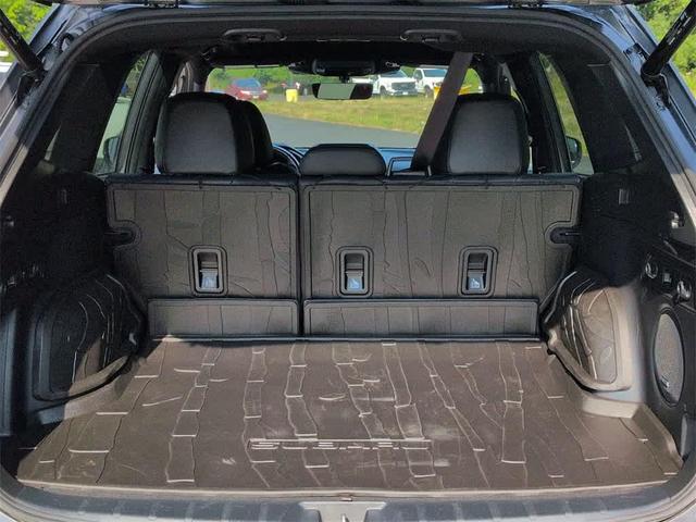 Photo of 2022 Magnetite Gray Metallic Subaru Forester