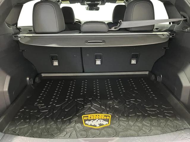 Photo of 2025 Crystal White Pearl Subaru Crosstrek