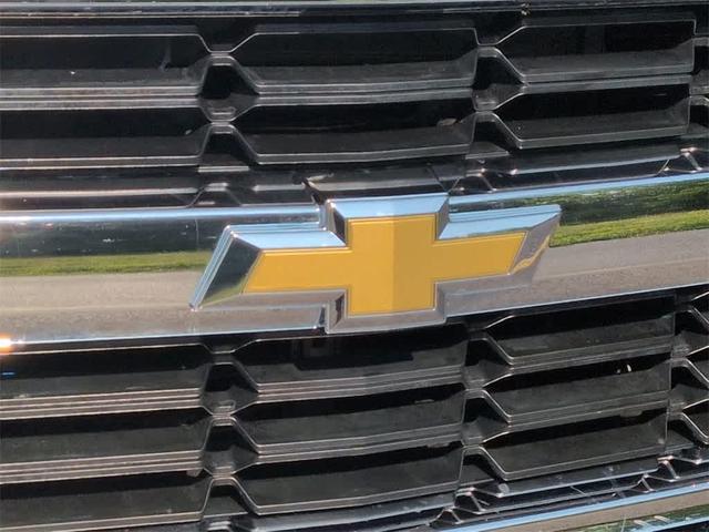 Photo of 2017 Summit White Chevrolet Silverado 1500