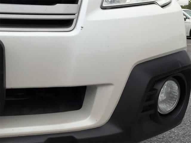 Photo of 2014 Satin White Pearl Subaru Outback
