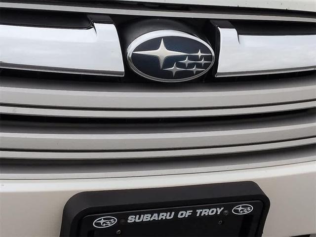 Photo of 2014 Satin White Pearl Subaru Outback