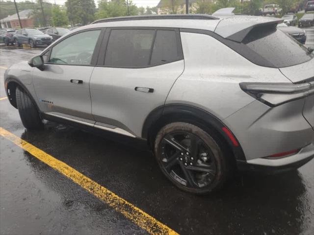 Photo of 2025 Sterling Gray Metallic Chevrolet Equinox EV