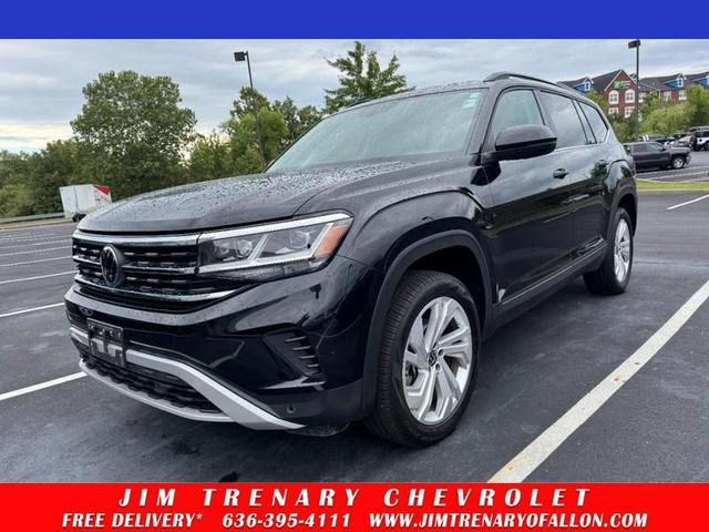 Photo of 2023 Deep Black Pearl Volkswagen Atlas
