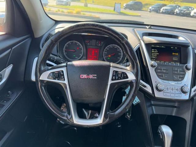 Photo of 2015 Quicksilver Metallic GMC Terrain