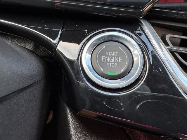 Photo of 2025 Summit White Chevrolet Trax