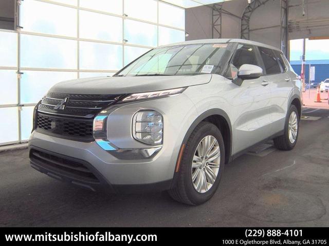 Photo of 2024 Alloy Silver Metallic Mitsubishi Outlander